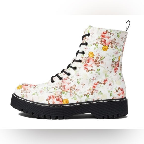 BOOTS SIZE 6.5 UNIONBAY WOMENS WHITE ROSE - Picture 1 of 11
